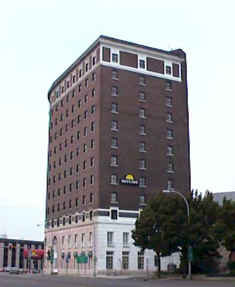 days_inn_falls_view_niagarfalls_ny.jpg